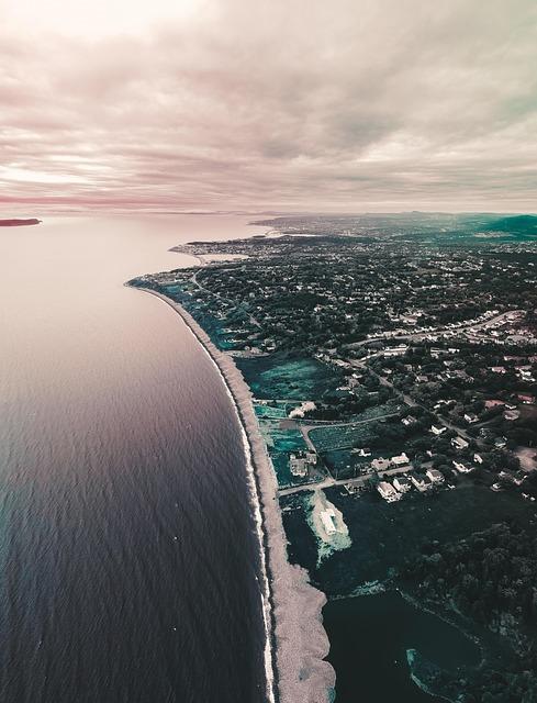 Miami Vibes: Your Ultimate Travel Guide to Exploring the Magic of Florida's Coastal Paradise